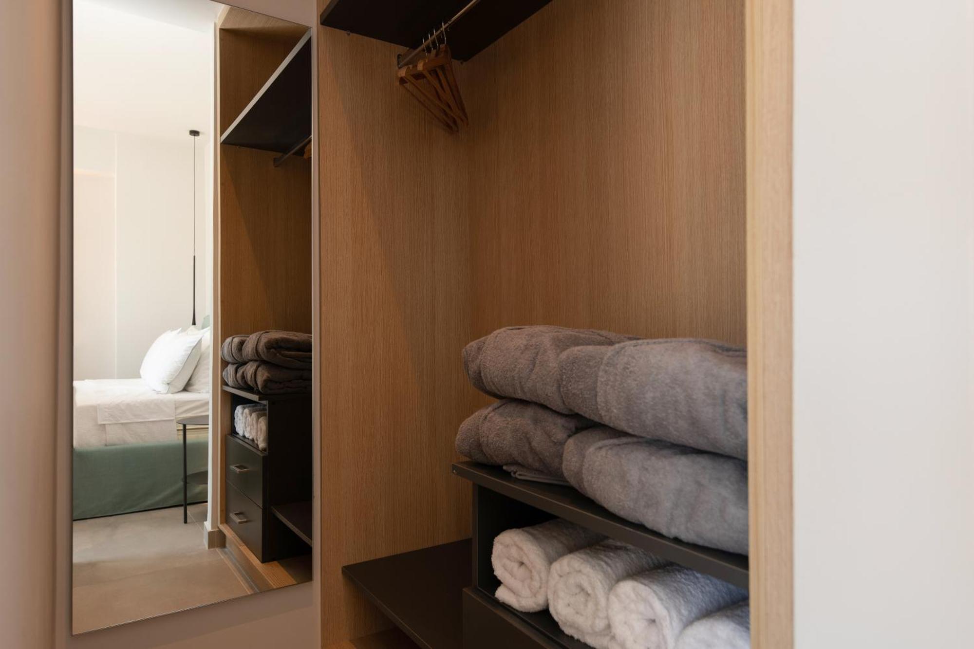 Mesogi Villas, Brand New Modern, Stylish Villas, Private Pool, Seaviews *