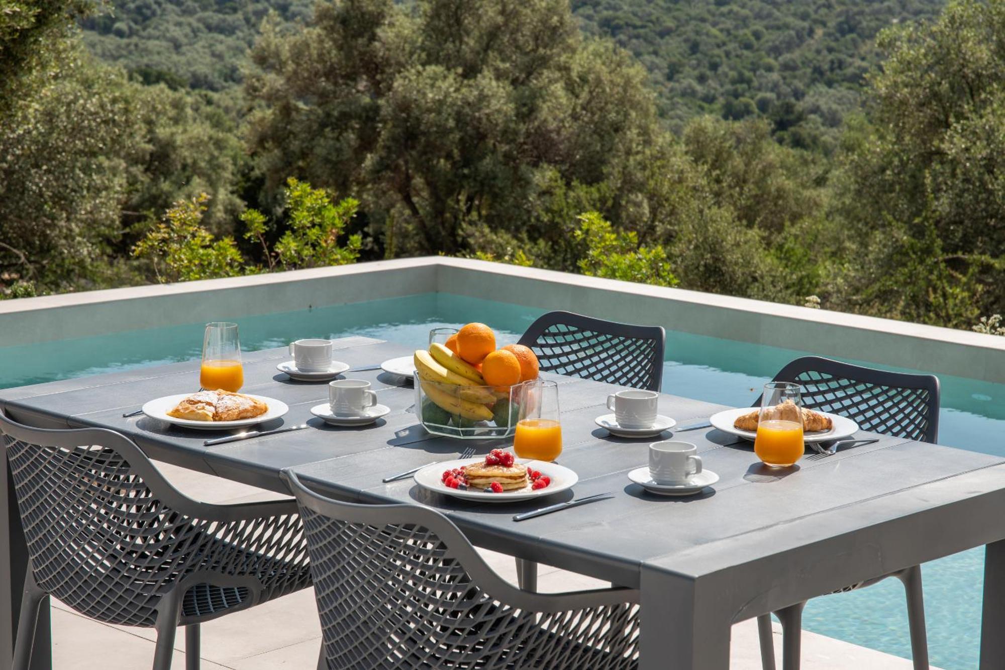 Mesogi Villas, Brand New Modern, Stylish Villas, Private Pool, Seaviews Villa *